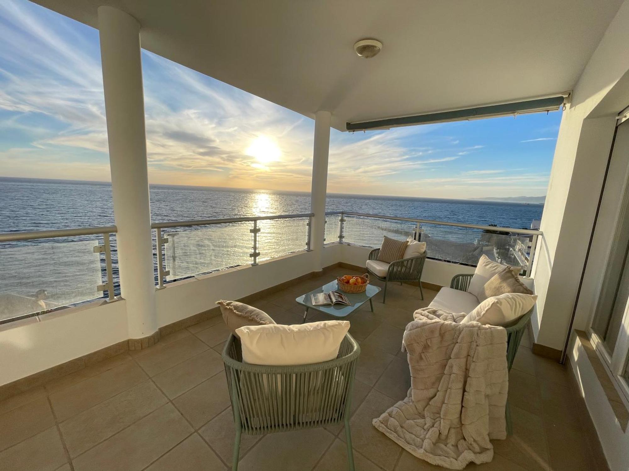 Casa Pepita By The Sea Villa Торенуева Екстериор снимка